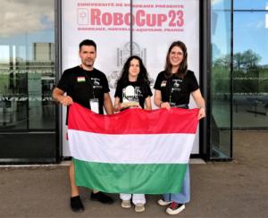 Fantasztikus siker! Iskolánk tanulója, Szilágyi Jázmin csapata 2. helyezést ért el a RoboCup23 Világbajnokságon Bordeaux-ban!