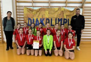 A fiúk után a Kölcsey-s lányok is bejutottak a vármegyei döntőbe a III. korcsoportos kézilabda diákolimpián