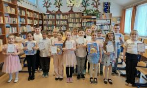 Versbe szőtt hit, remény és szeretet